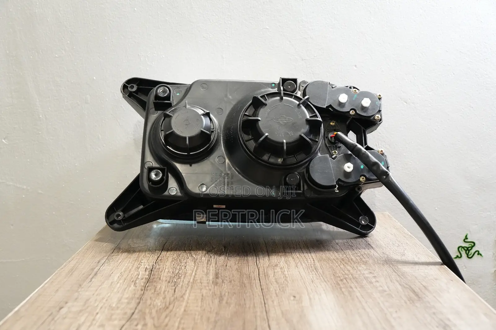 (2151a-/2151a-) Headlight Shacman SX2190 Sd280x180