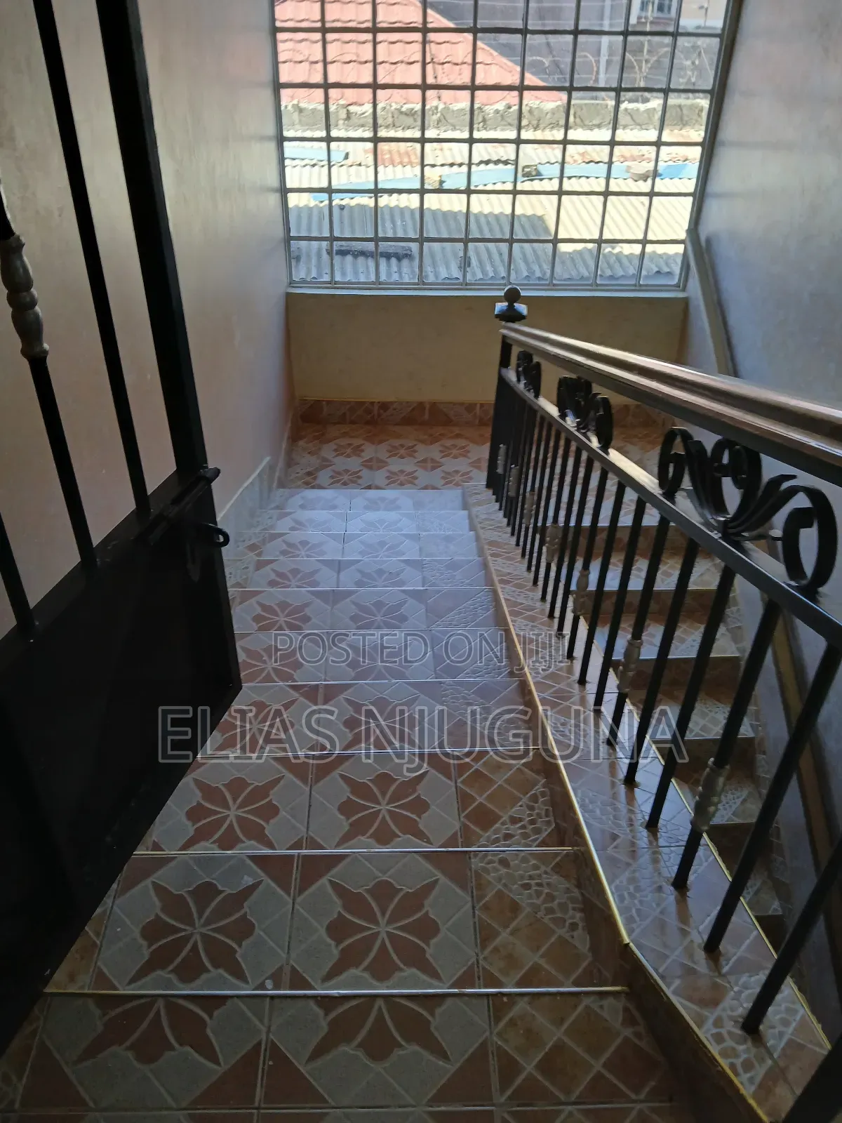 5bdrm Maisonette in Membley Estate for rent