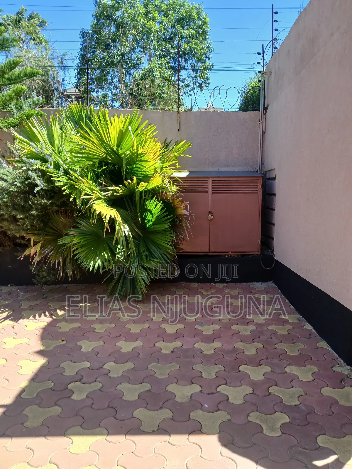 5bdrm Maisonette in Membley Estate for rent