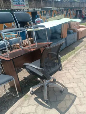 1m Office Desk With Swivel Mesh Office Chair Jf4wa