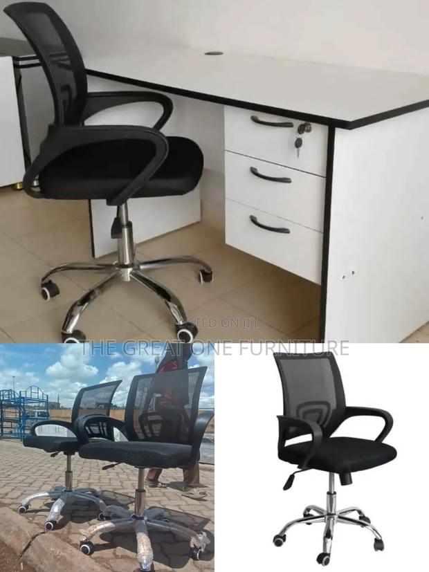 Quality White Office Desk 1m With Mesh Swivel Chair Hf6r