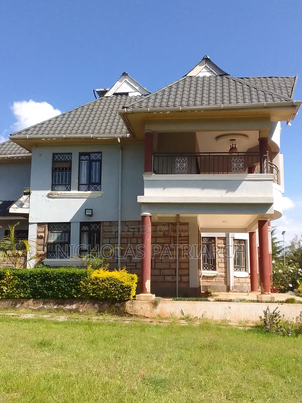 5bdrm Maisonette in Kyasila, Mua Hills for sale