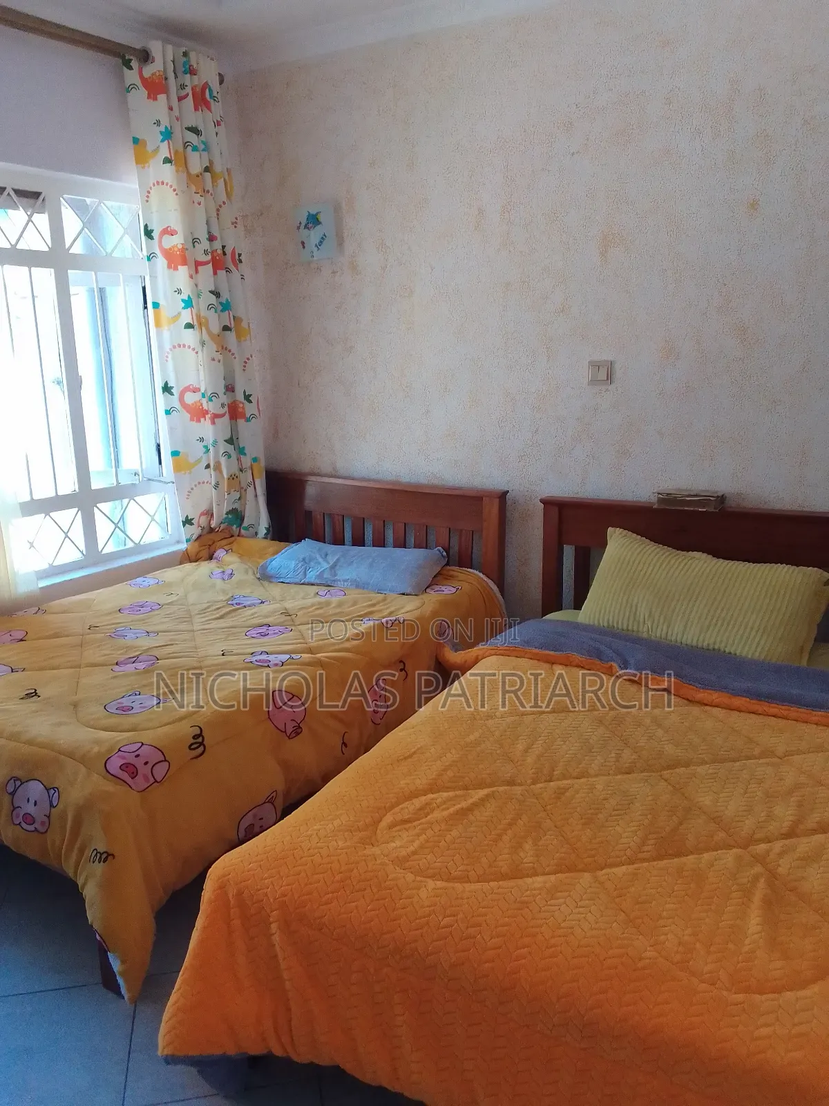 5bdrm Maisonette in Kyasila, Mua Hills for sale