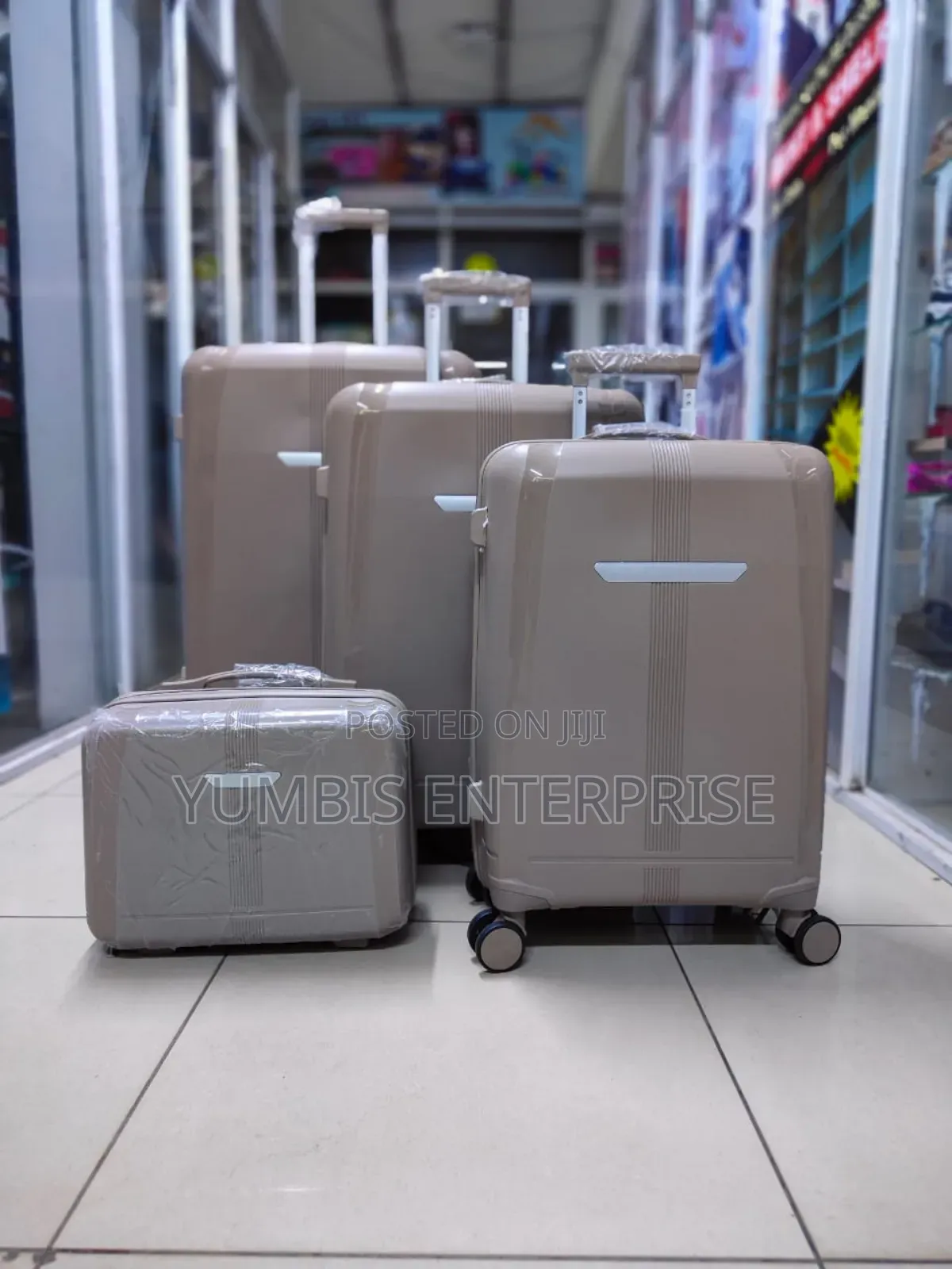 4 in 1 Suitcases Set of Luxurious Rubber