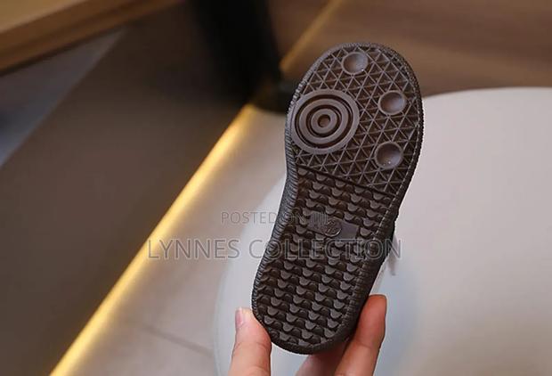 Kids Sleek Sneakers - thumbnail 2