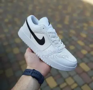 Air Jordan 1 White