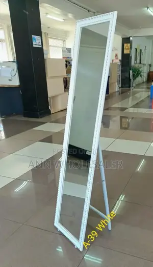 New Arrival Dressing Mirror With Support M/7