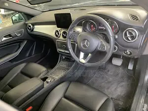 Mercedes-Benz GLA 250 2018 Black