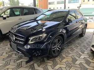Mercedes-Benz GLA 250 2018 Black