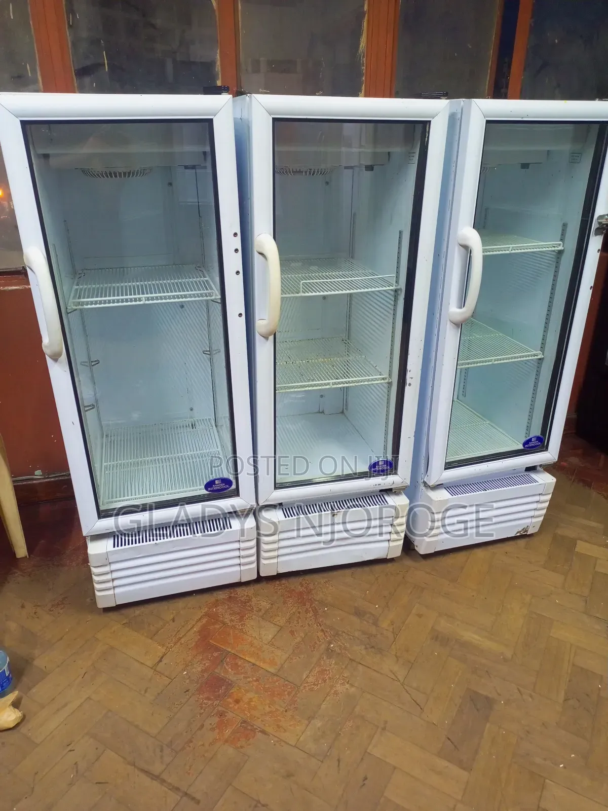 Economical Medium Display Fridge