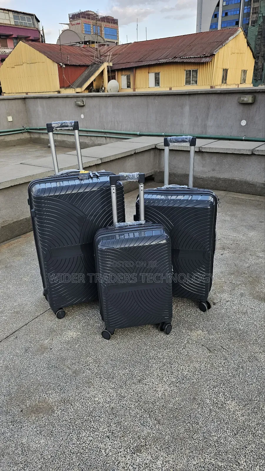 *3 in 1 Luxurious Unbreakable Pp Suitcase Size 3 3 PCS