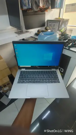 Laptop Dell Latitude 5320 16GB Intel Core I5 SSD 256GB