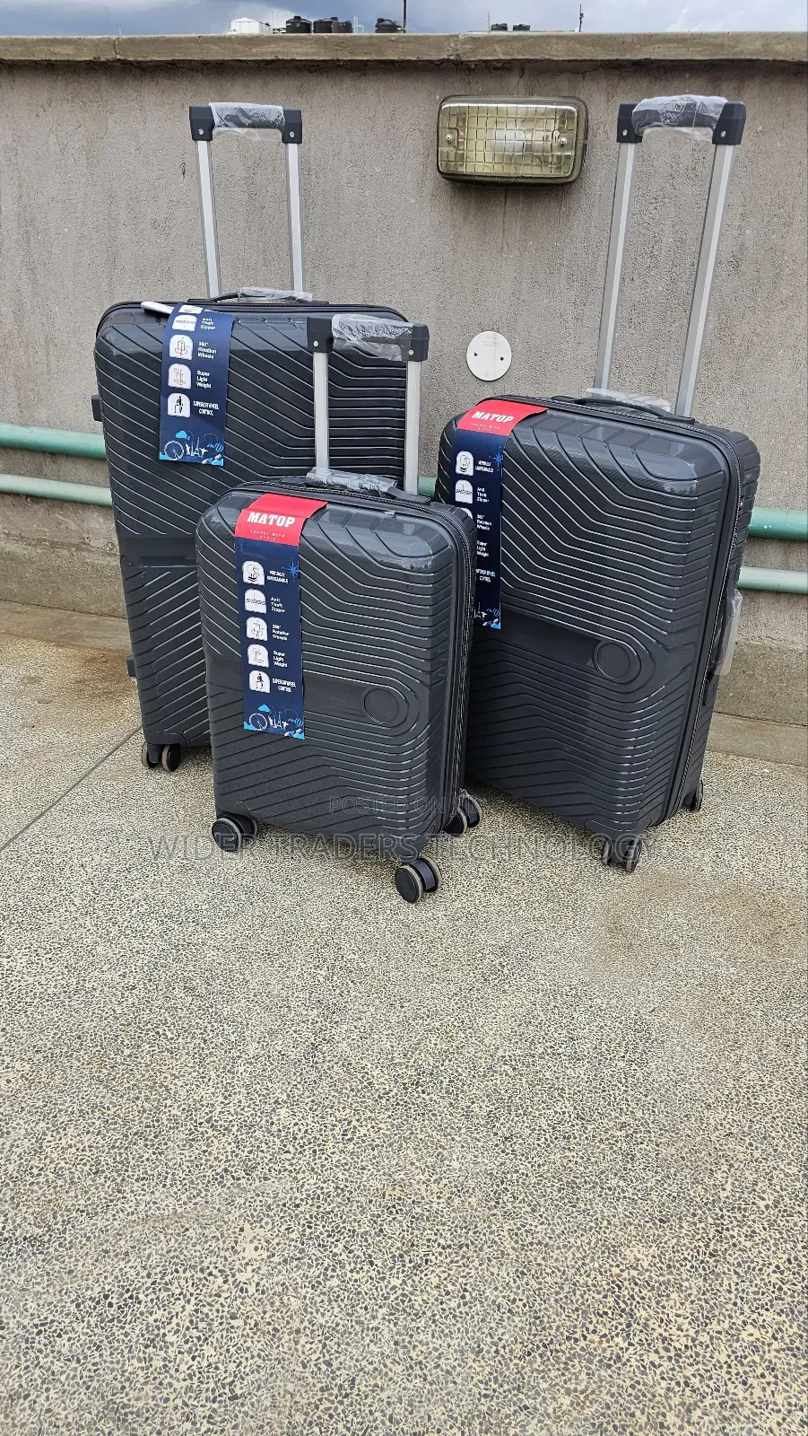 3 in 1 Luxurious Unbreakable Pp Suitcase Black
