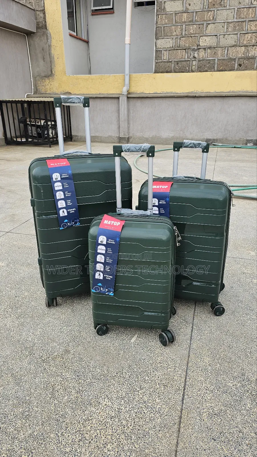 3 in 1 Luxurious Unbreakable Pp Suitcase Green