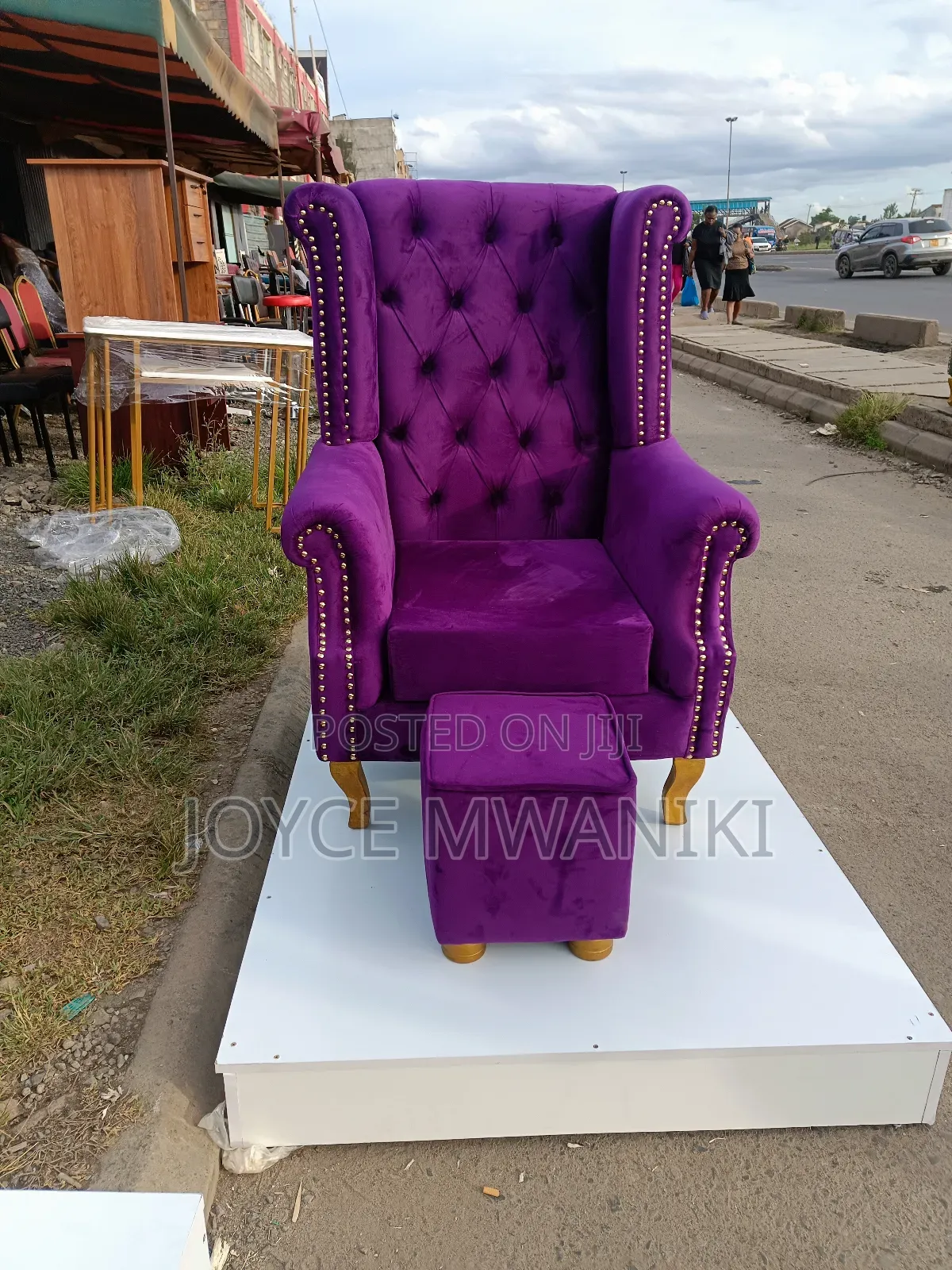 Purple Pedicure Seat, Podium and a Pouf 