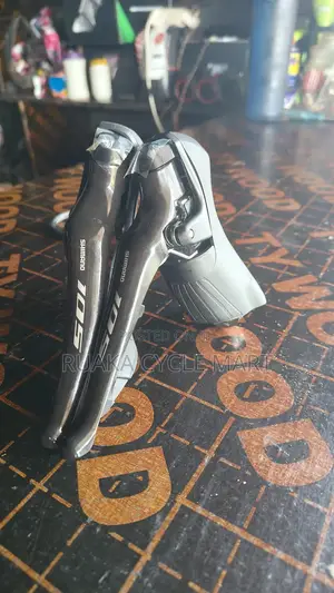 Shimano 105 Road Bike Shifters