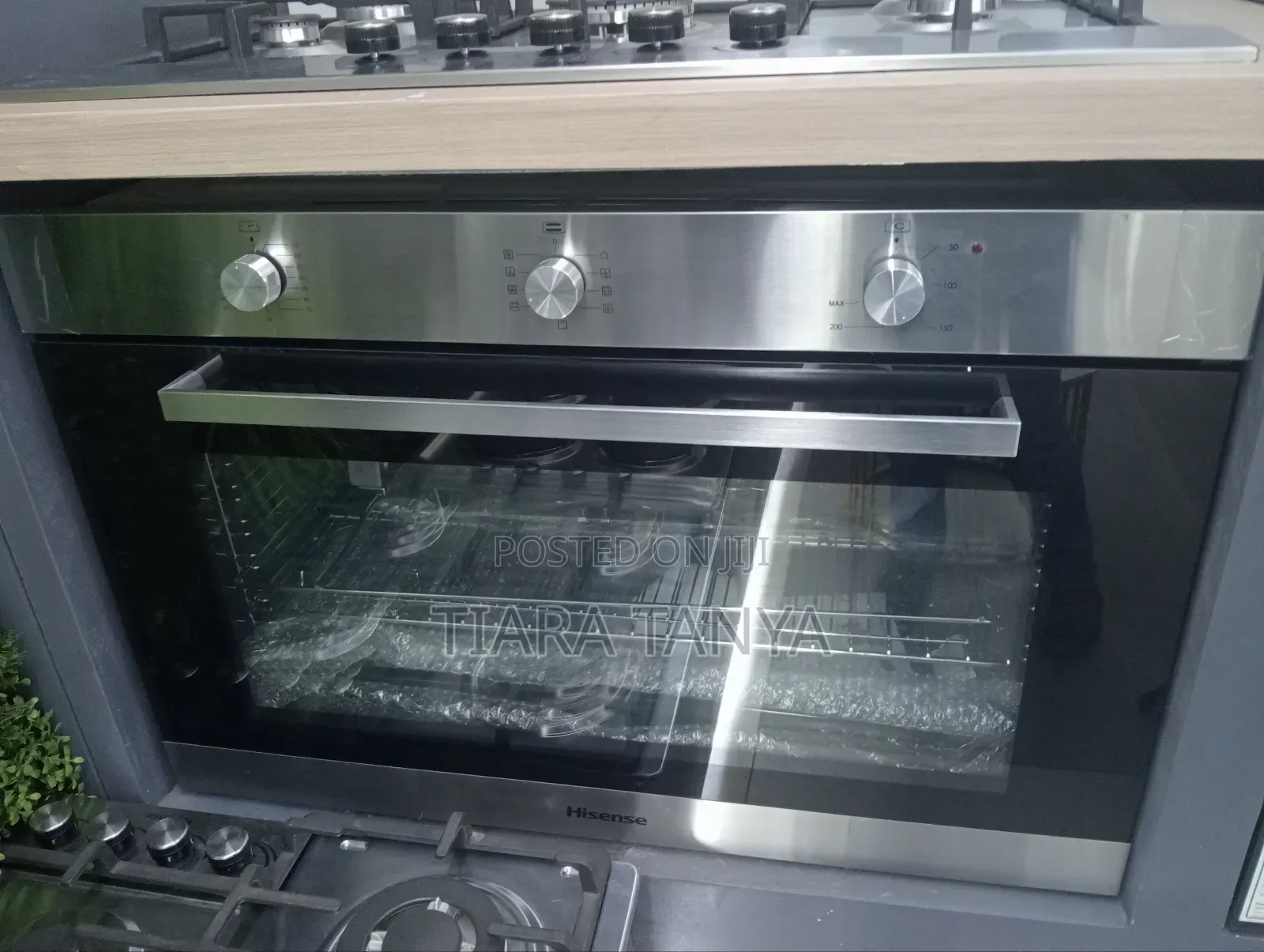 Hisense 90 Cm 125 Litres Built in Oven Silver