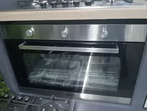 Hisense 90 Cm 125 Litres Built in Oven Silver