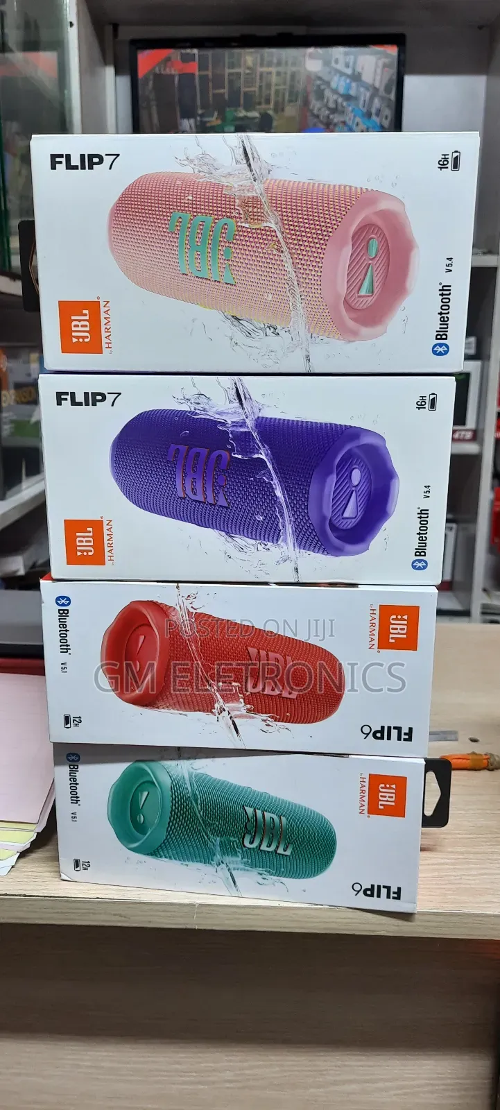 JBL Flip 7 Bluetooth Speaker .