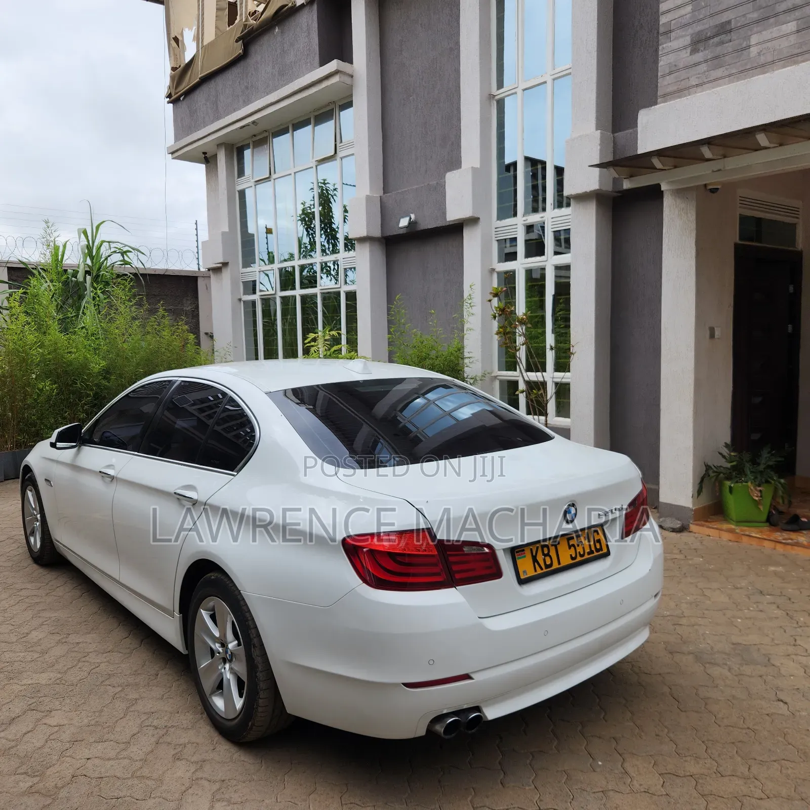 BMW 520i 2012 White