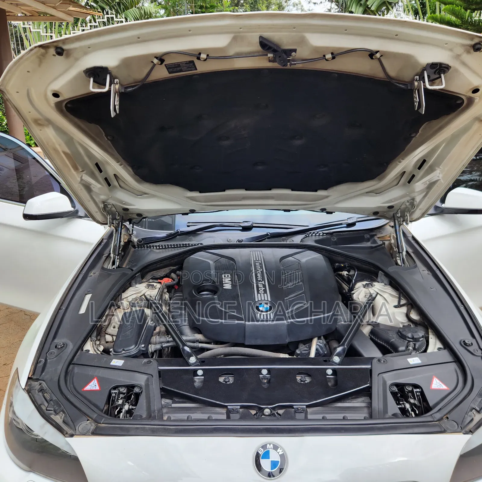BMW 520i 2012 White