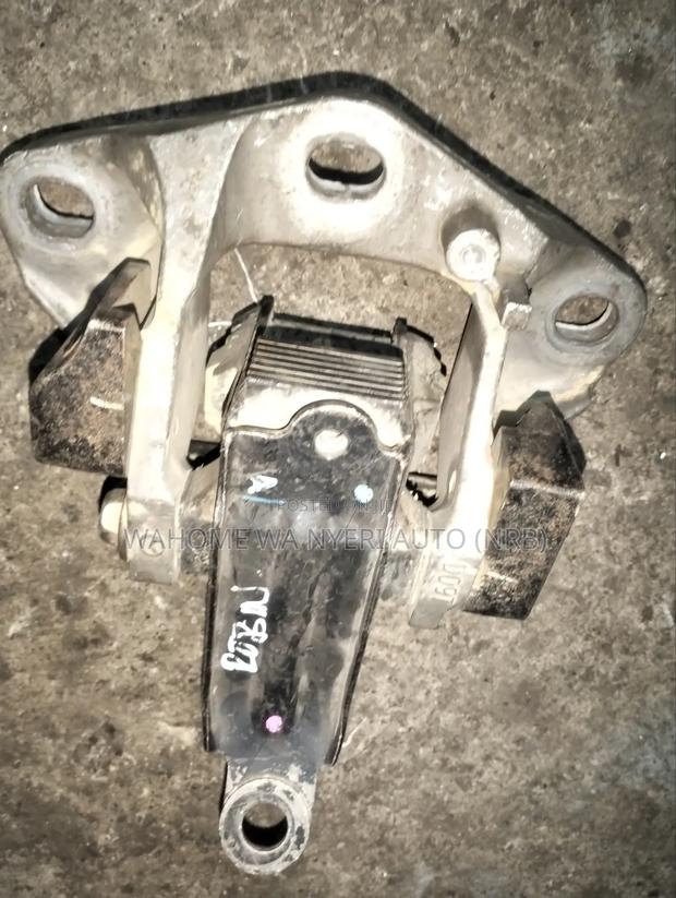 Mazda Demio ,Cx3 Gear Mounting
