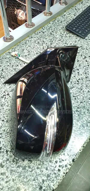 Subaru Forester Sh 5/Sh9 Side Mirror (Brand New)