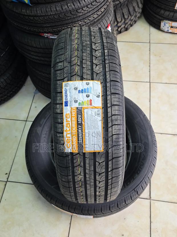 225/65r17 Centara