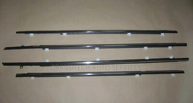 Corrolla Ae100 Weather Strips - main view