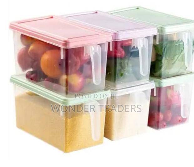 5kgs Plastic Food Storage With Handle Lid
With Handle