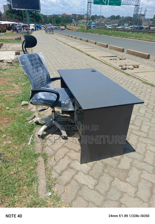Grey Clean Study Table With Headrest