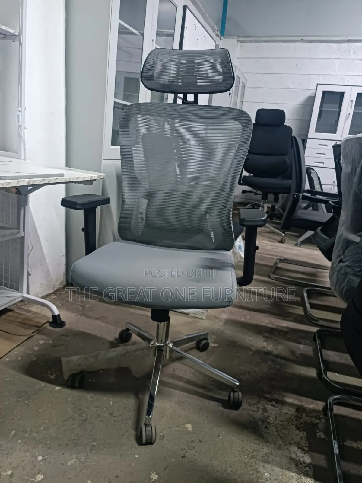 Unique Gray High Back Office Chair With Headrest Qh5tf