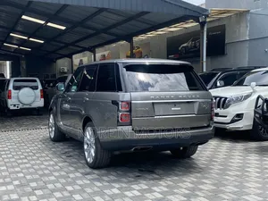 Land Rover Range Rover Vogue 2019 Gold