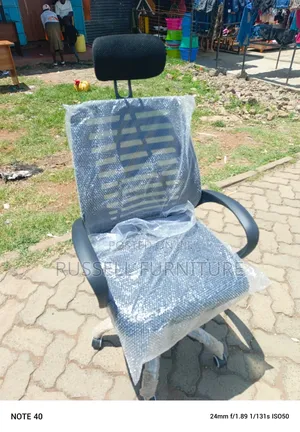 Comfortable Headrest Office Chair
