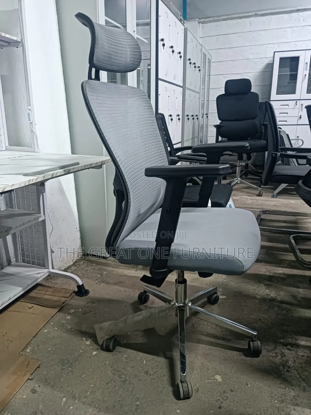 Brand New Swivel Adjustable Mesh Office Chair Vg6jk