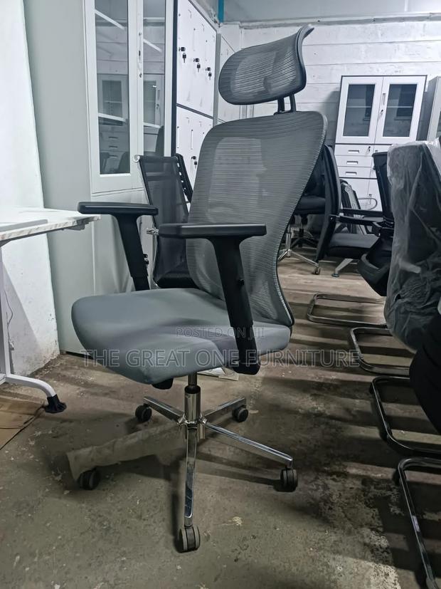 Gray Vision High Back Office Chair Hd5tf