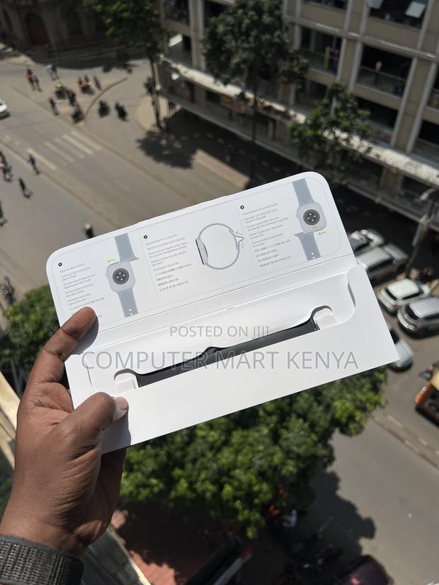 Apple Watch Series 10 42mm Jet Black - thumbnail 4