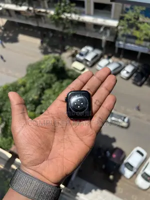 Apple Watch Series 10 42mm Jet Black