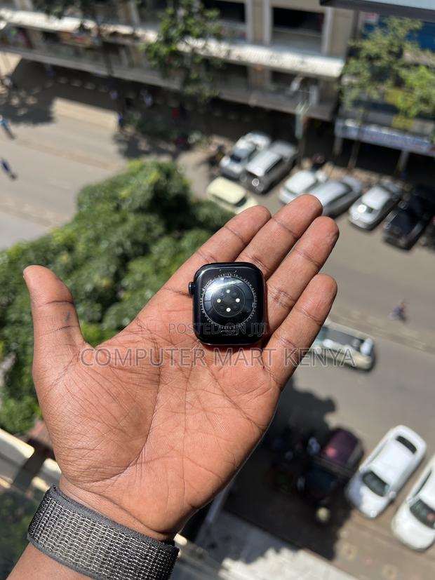 Apple Watch Series 10 42mm Jet Black - thumbnail 3