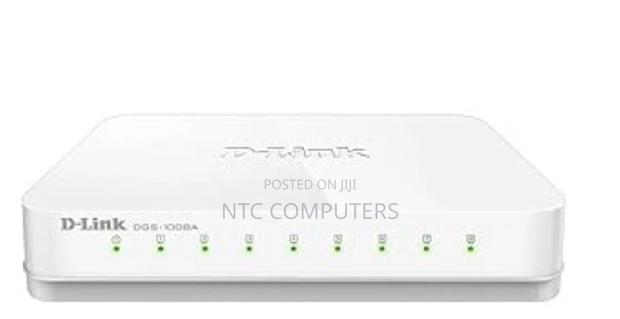 D-Link Des-1008c/B 8 Port 10/100base-T Unmanged Switch