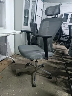 Gray Adjustable Swivel Mesh Office Chair Hv6td