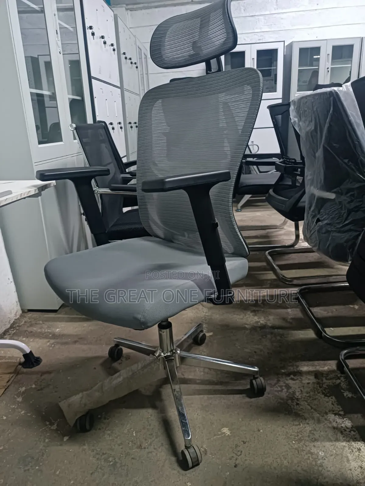 Quality Adjustable Swivel Office Chair With Headrest Gd3qj