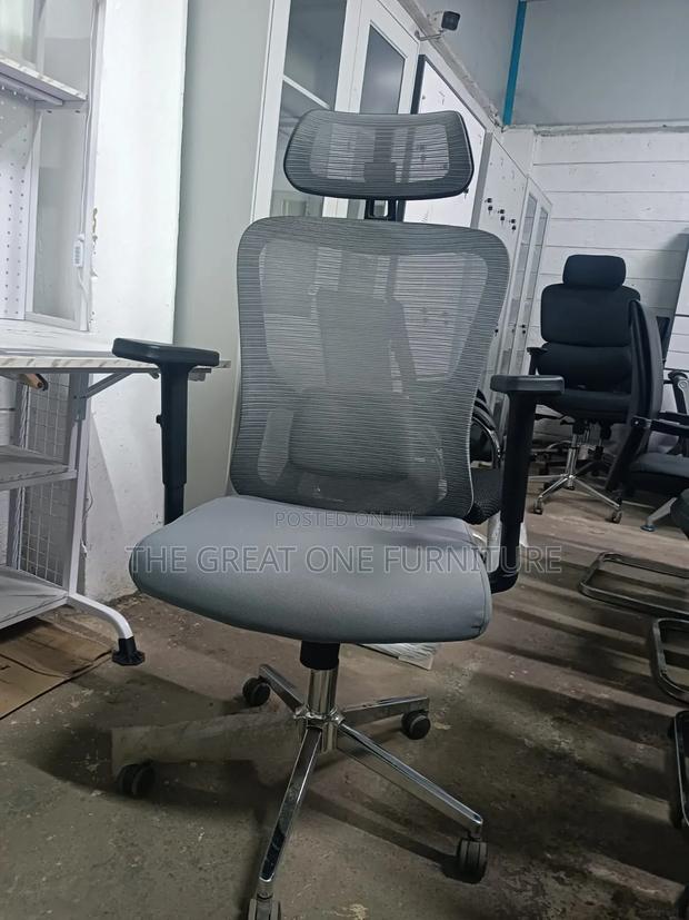 New Vision Mesh Office Chair With Headrest Fw2qs
