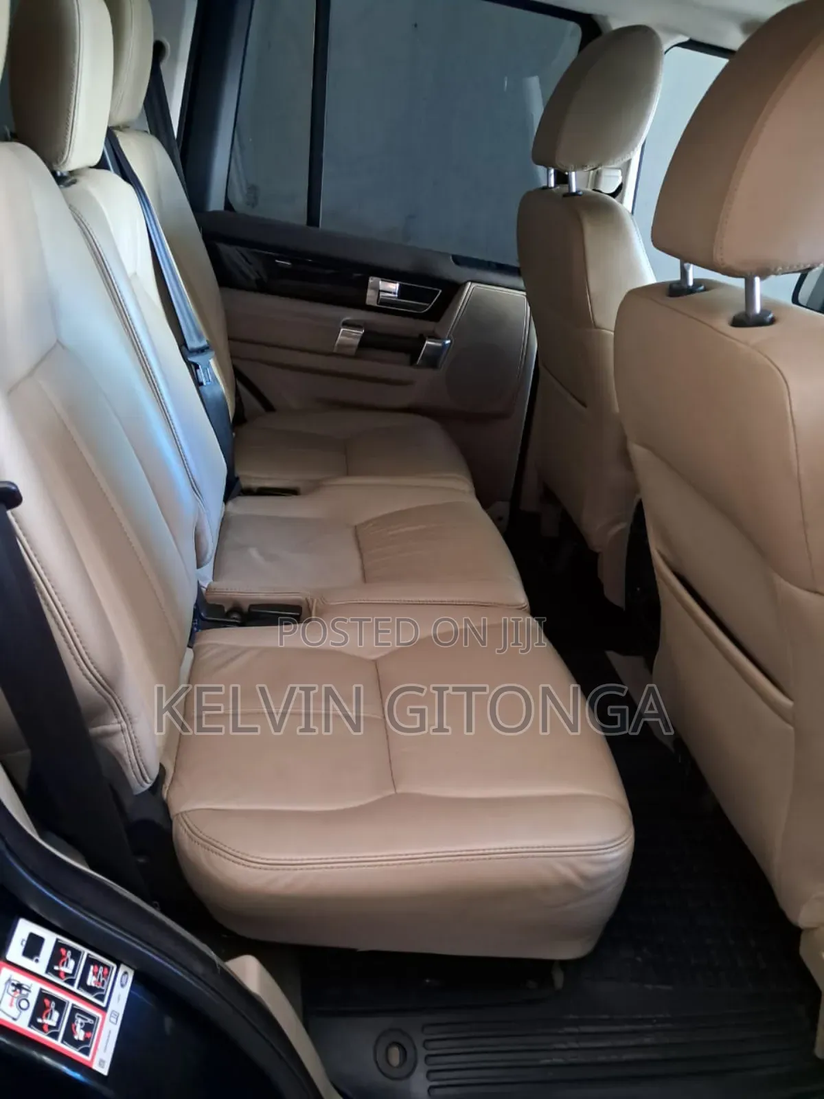 Land Rover Discovery 2012 Black