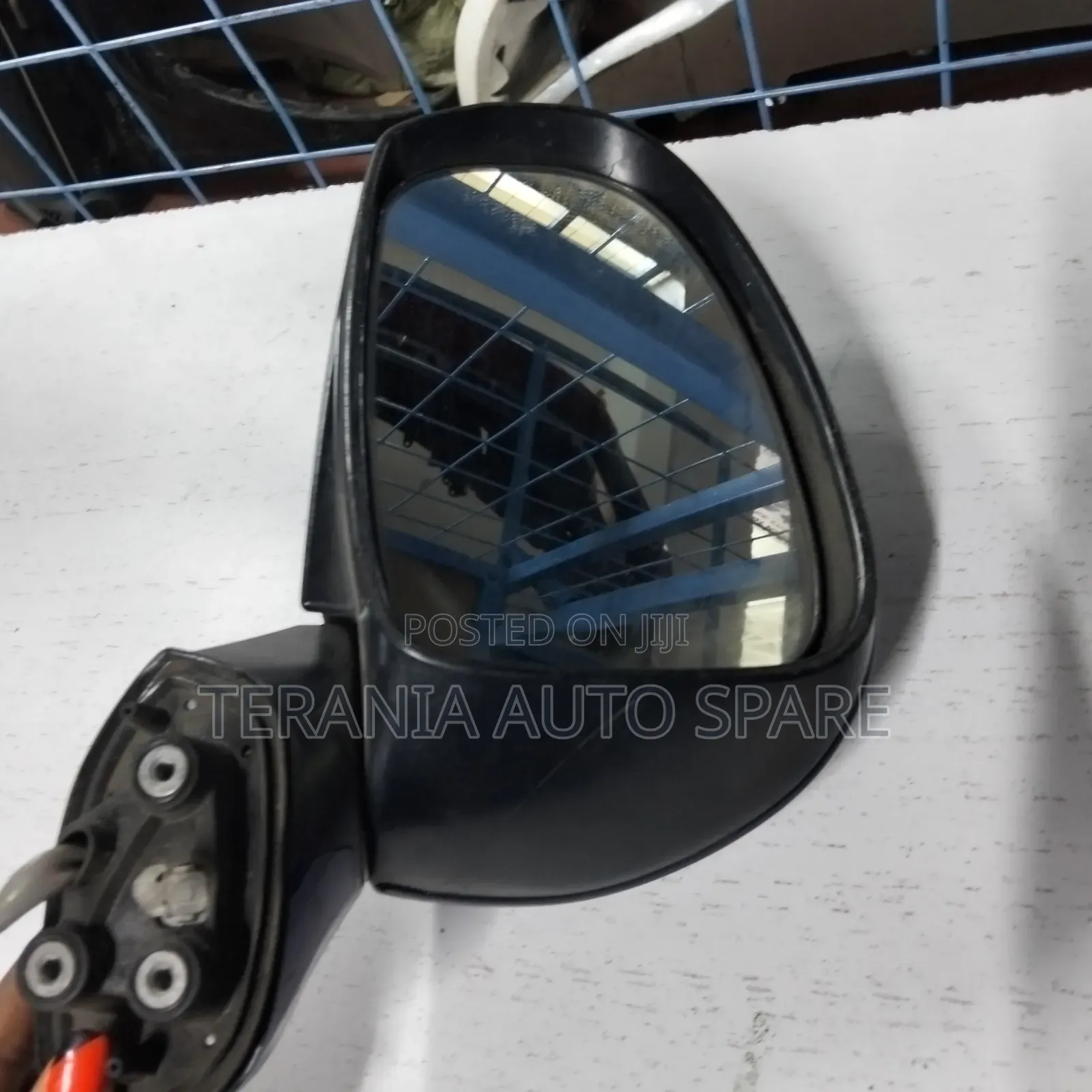 Wish 2010 Sidemirror