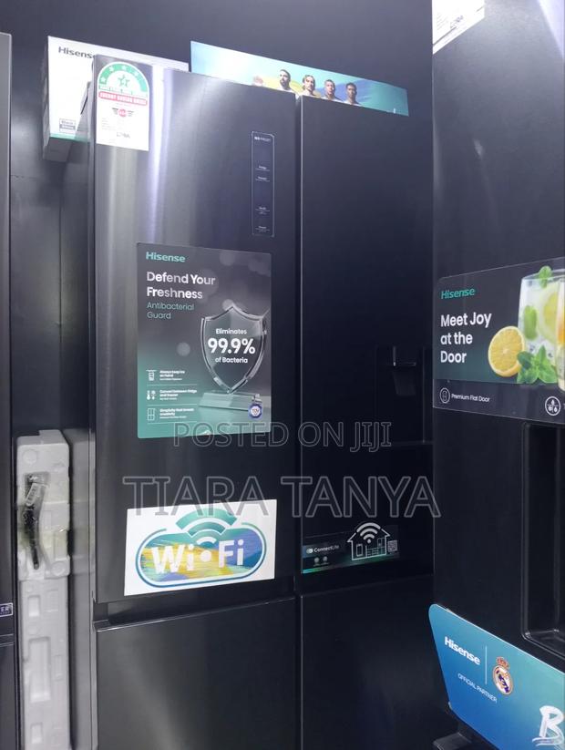Hisense 668 Litres No Frost Side by Side Fridge Black - main view