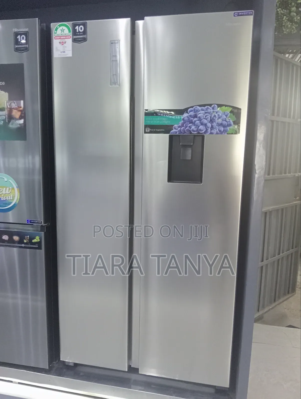 Hisense 518 Litres Side by Side Fridge Silver