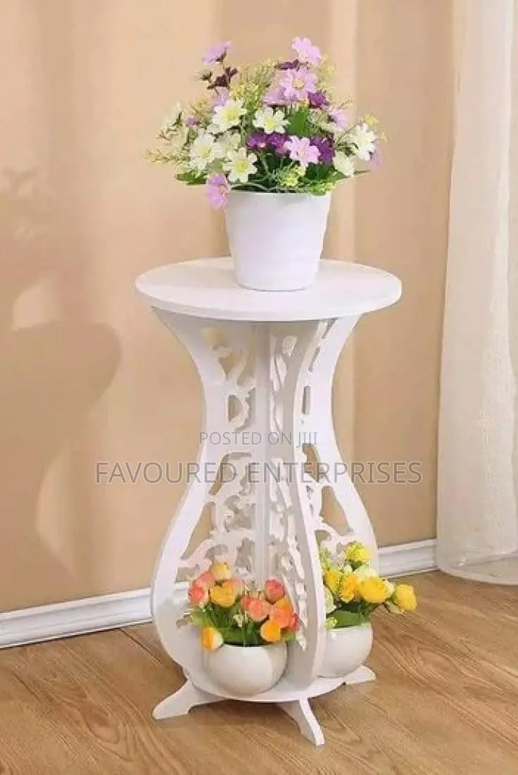 Quartered Decor/Coffee/ Flower Table