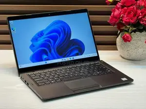 Laptop Dell Latitude 5300 16GB Intel Core i7 SSD 512GB