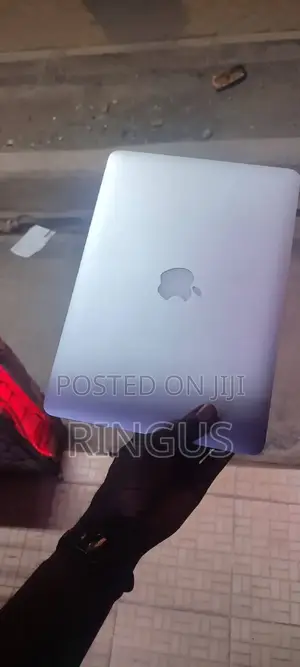 Laptop Apple MacBook Pro 2015 16GB Intel Core I7 SSD 256GB